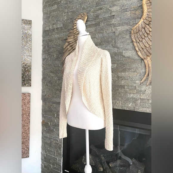 White House Black Market Textured Cardigan Shrug - Picture 3 of 8